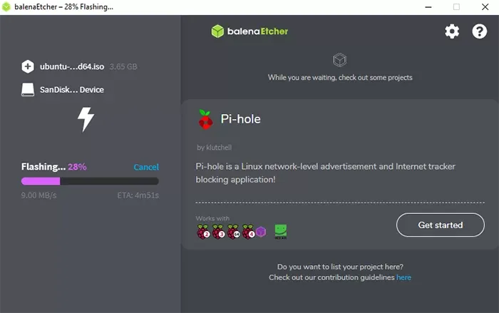 Etcher copiando e validando a imagem escrita no Pen Drive.